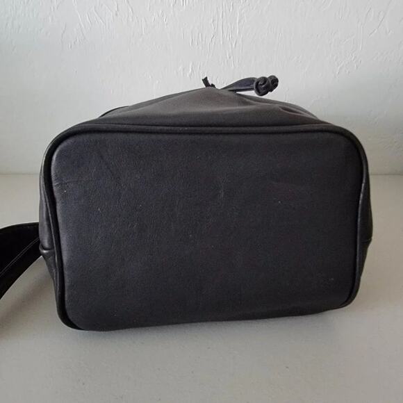 Boulder Ridge Vintage Leather Backpack Black Full Grain Cowhide Womens main image 7